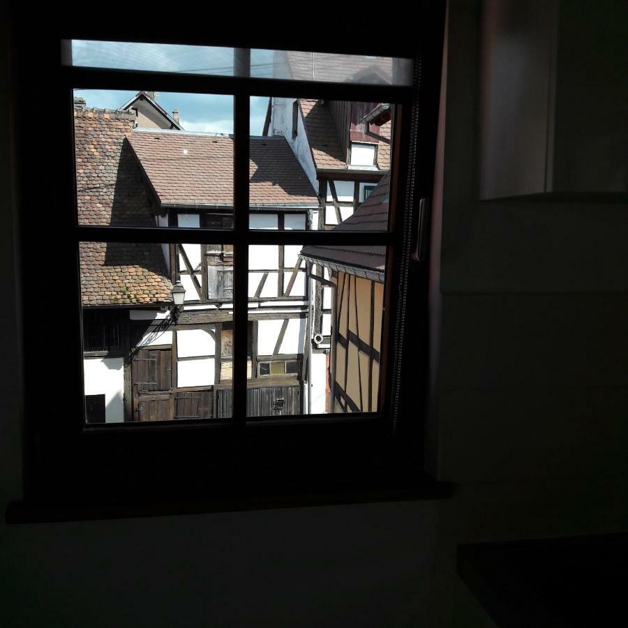 Comme Une Tour Dans Le Centre Historique Bouxwiller  Exterior photo